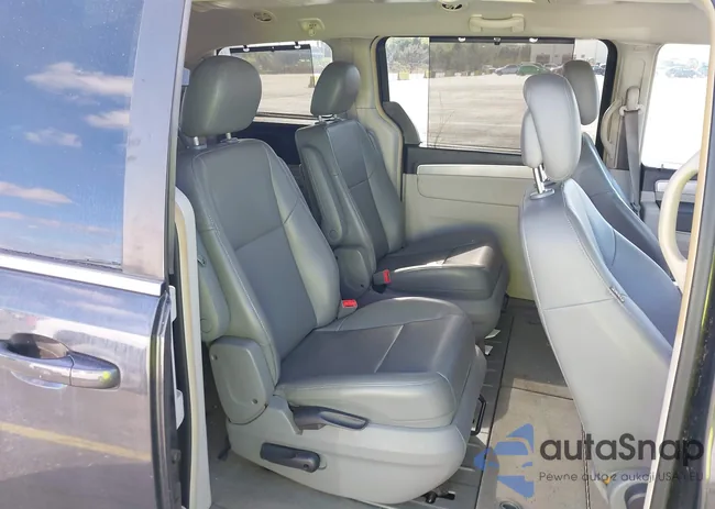 2C4RVABG1CR391243: 41057604