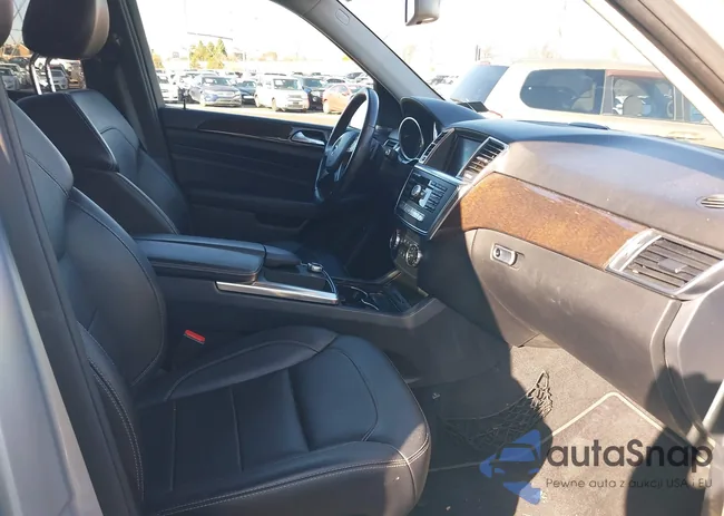 4JGDA5HB4EA361987: 41058427