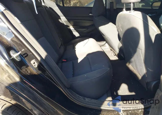 1N4BL4BV4NN409683: 41059669