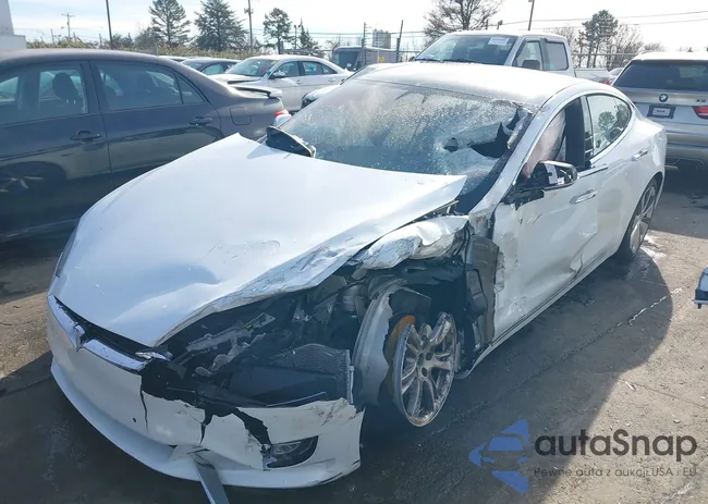 5YJSA1E20LF411815: 41064145