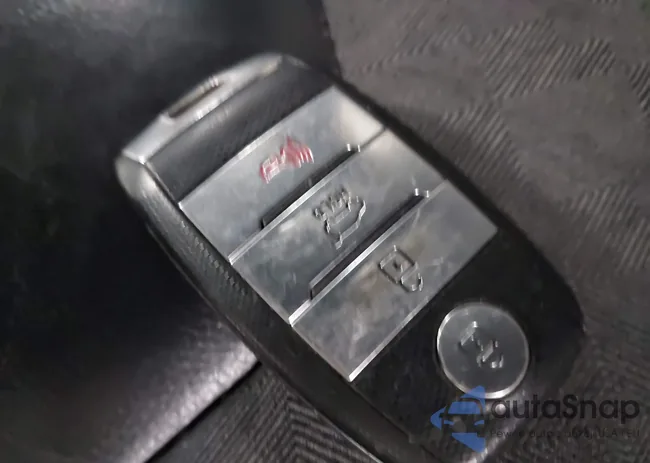 KNDCC3LC0H5065490: 41065792