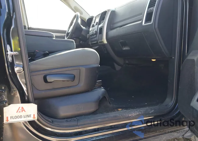 1C6RR6TT4JS119012: 41065883