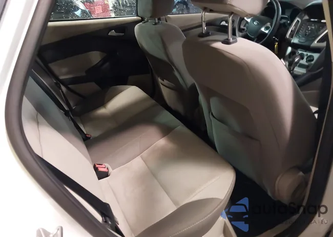 1FADP3F26EL244268: 41066413