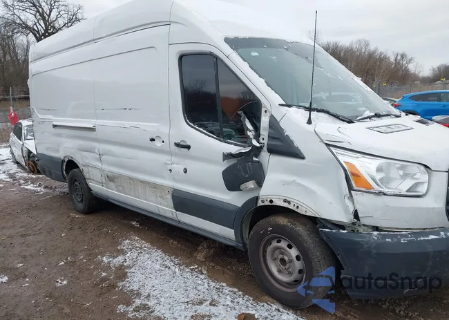 1FTYR3XM1HKA71226: 41067318