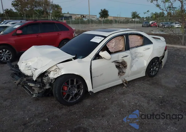 JH4CL96815C010711: 41070746