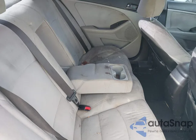 KNAGM4A77D5434248: 41070012