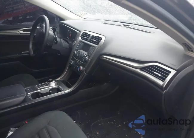 3FA6P0HD2HR129095: 41078695