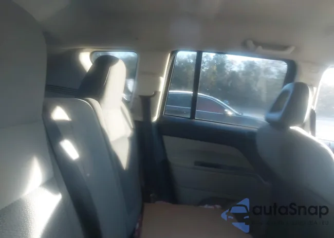 1J8FT47017D362431: 41079517