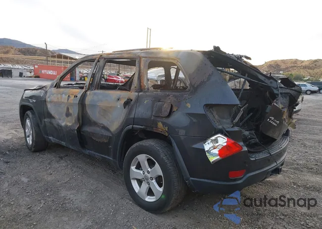 1C4RJFAG2DC620484: 41082838