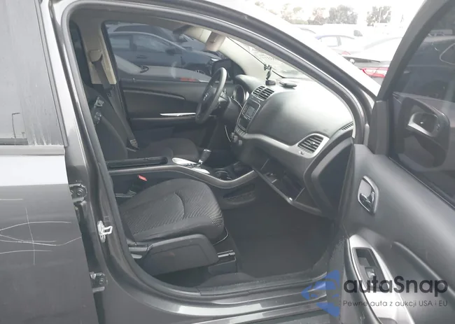 3C4PDCBG3FT711573: 41083377