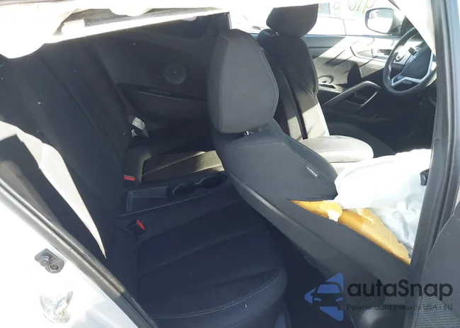 KMHTC6AD5GU265620: 41083464