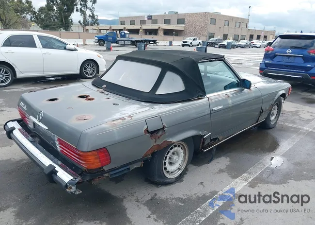 WDBBA45C1FA031534: 41083882