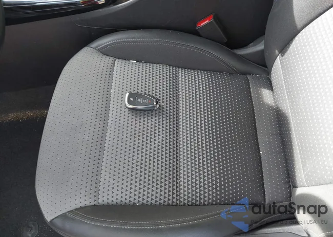 KL77LHE25RC210746: 41084104