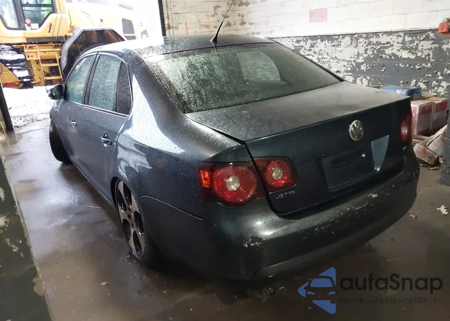 3VWRZ7AJ6AM130101: 41086282