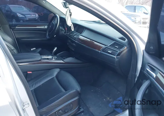 5UXFG8C58CL590171: 41087730