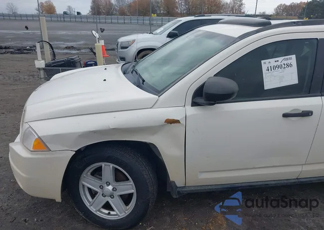 1J8FT47W07D107774: 41090286