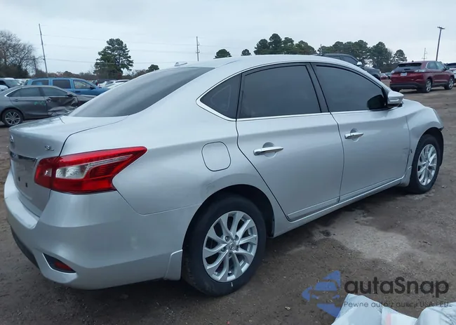 3N1AB7AP2JY256718: 41093816