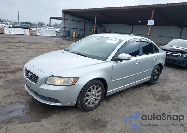 YV1MS382392455679: 41095404