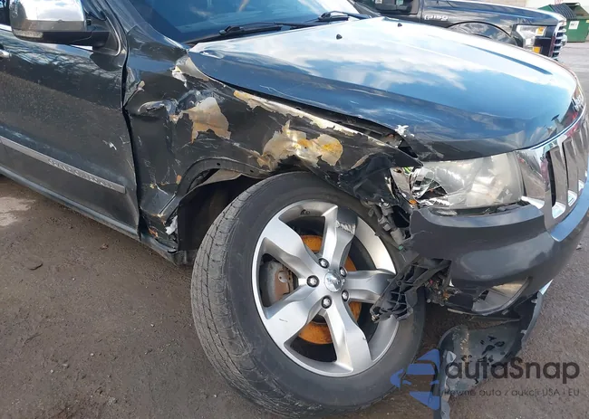 1J4RR6GTXBC605932: 41099687