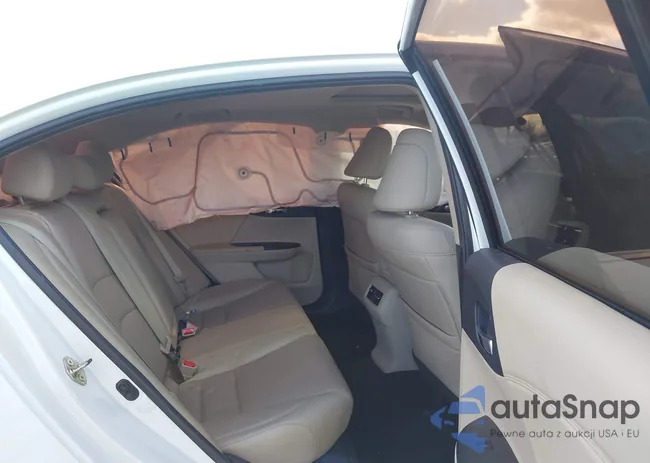 1HGCR2F88HA034108: 41101075