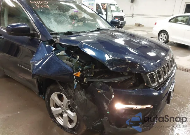 3C4NJDBB1JT223371: 41103441