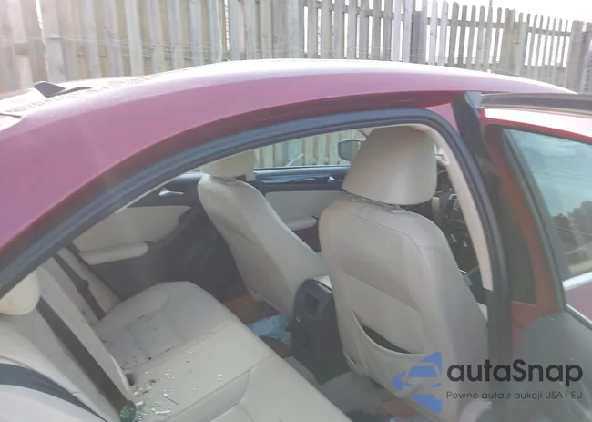 3VWL17AJ6GM204526: 41102942