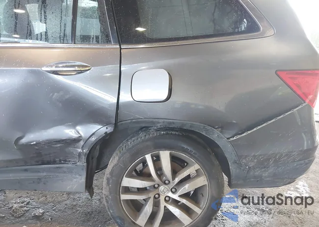 5FNYF6H06JB025867: 41105357