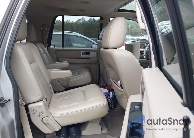 1FMJK1K55EEF61524: 41106000