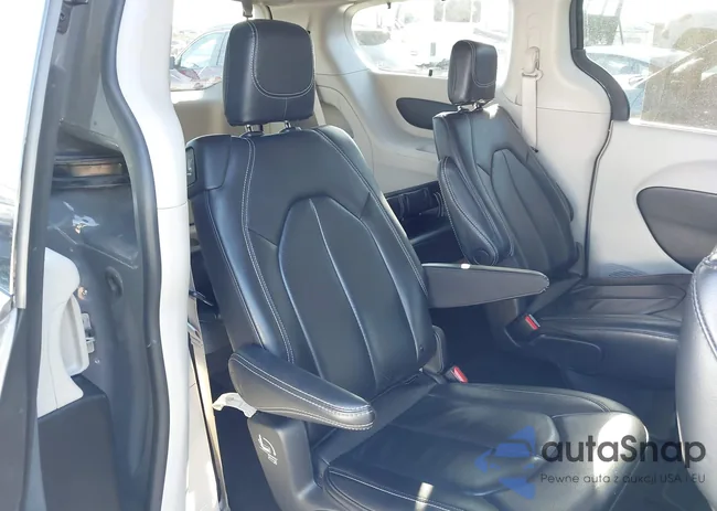 2C4RC1BG1NR195182: 41107920