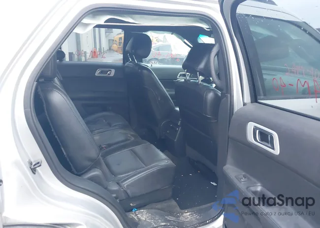 1FMHK7D83BGA50421: 41110558