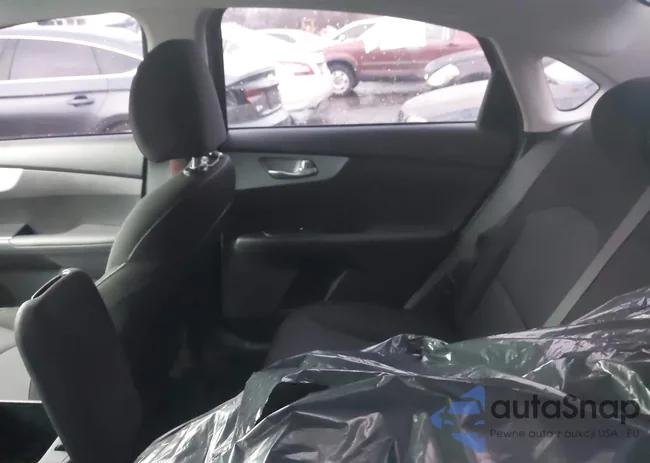 3KPF24AD3RE758948: 41113532