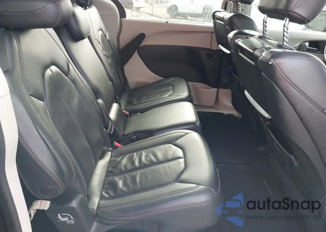 2C4RC1EG4HR771038: 41115421