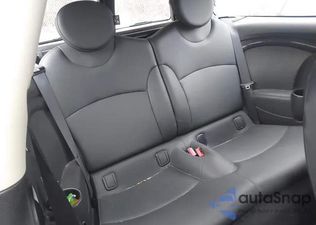 WMWZG3C53DTY32915: 41120078