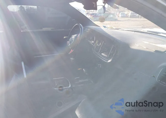 2C3CDXBG8KH752973: 41123612