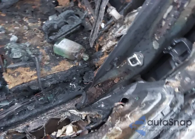 2HGFC2F83KH583545: 41124413