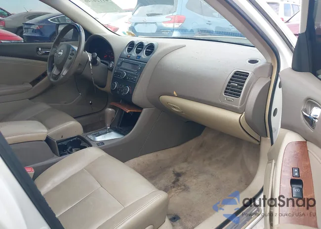 1N4AL21E79C143997: 41124746