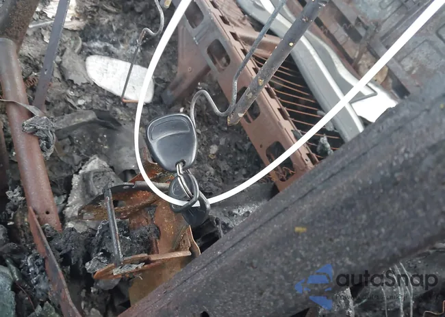 2GCEC13T051219853: 41124114