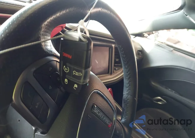 2C3CDZFJ4MH680724: 41125446