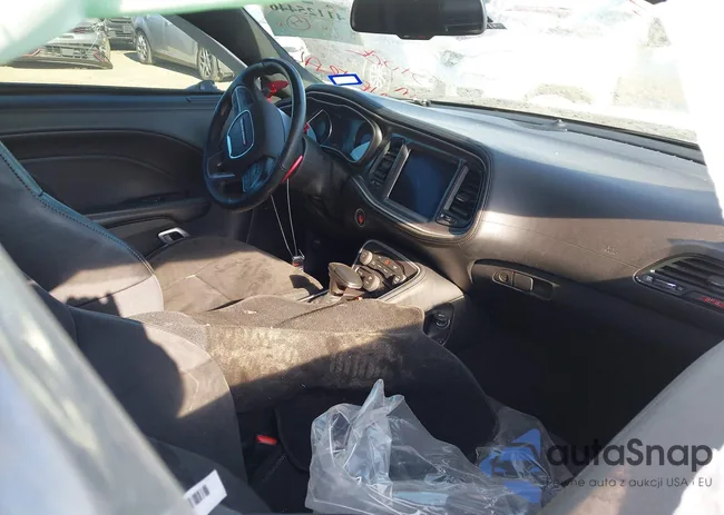 2C3CDZFJ4MH680724: 41125446