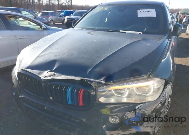 5UXKU6C53G0R33827: 41125640