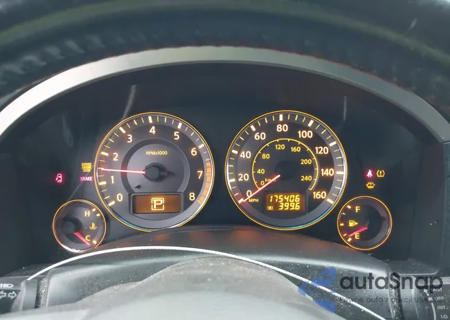 JNRAS08WX7X210338: 41127614