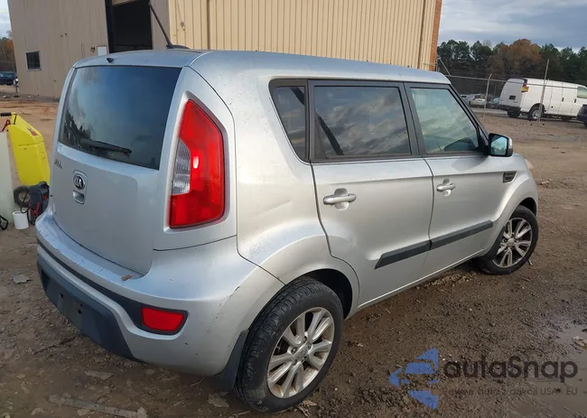 KNDJT2A69D7540647: 41129258