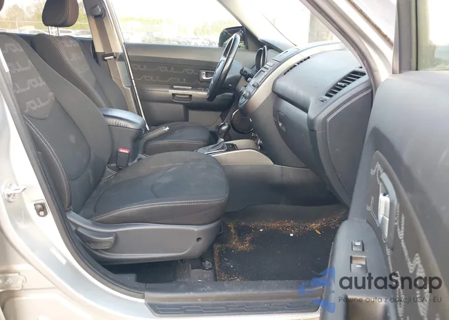 KNDJT2A69D7540647: 41129258