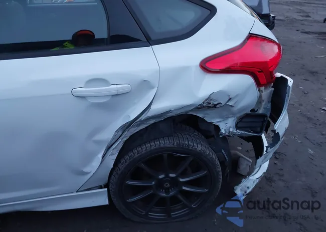 1FADP3L98JL242405: 41132451