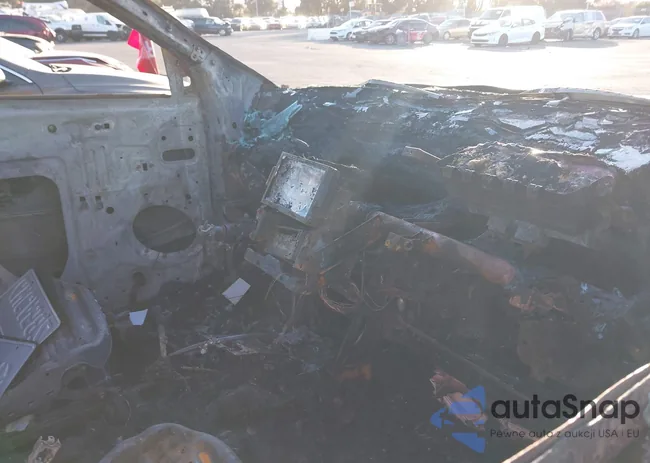 1FM5K7D88DGA67012: 41134404