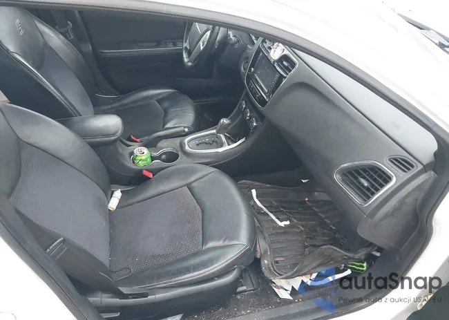 1C3BC8FG3BN624341: 41134689