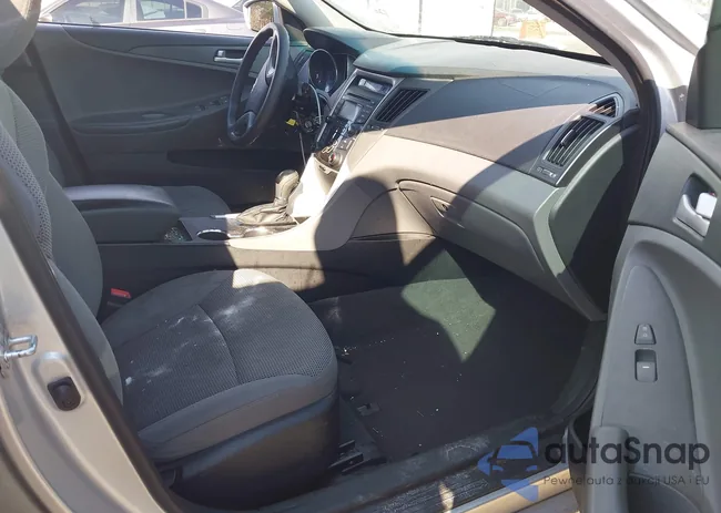 5NPEB4AC1DH754856: 41134155