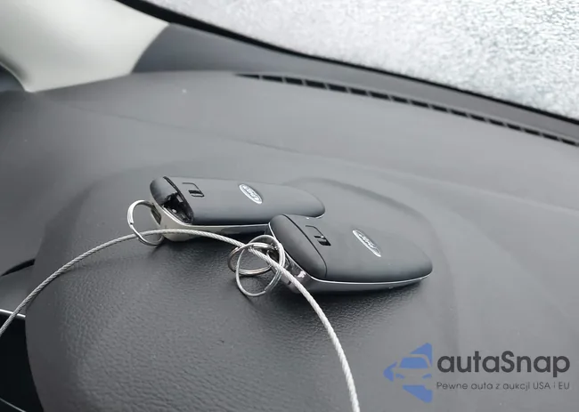 1FMCU9JX0EUD67235: 41137401