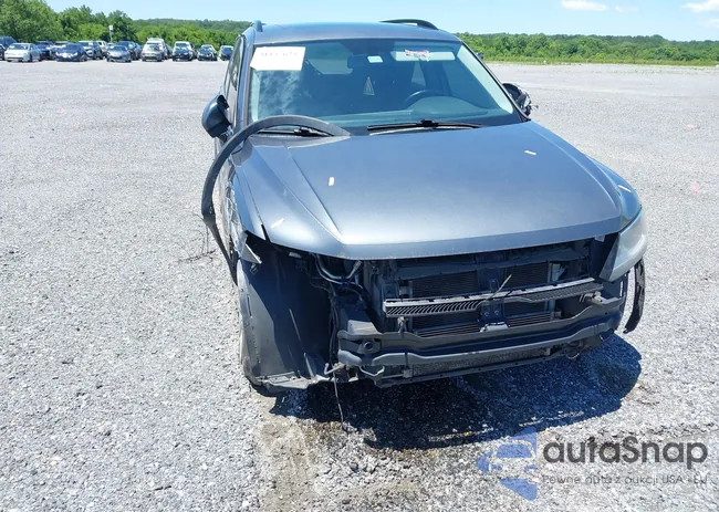 3VV3B7AX1KM068871: 41137625