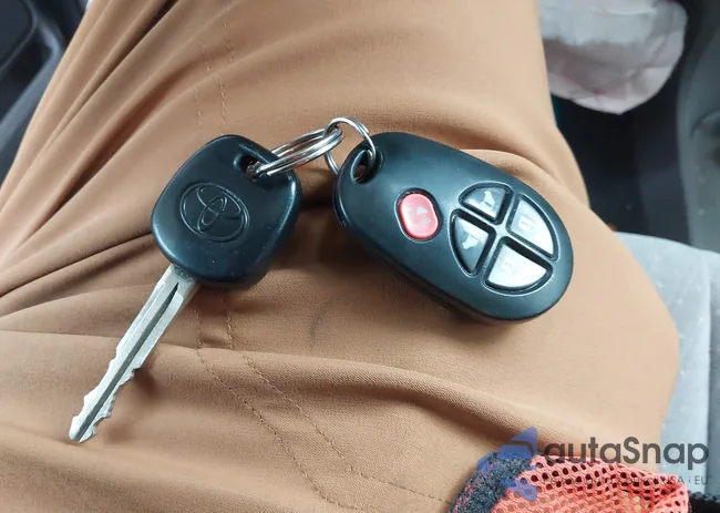 5TDKZ3DC6JS904910: 41138869